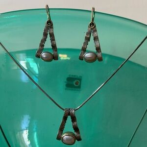 Elegant Pearl Triangle Jewelry Set